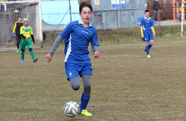 愈加紧密 愈加紧密